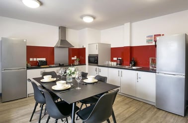 Kingston Hall Road, City Centre, Kingston upon thames - Image 3